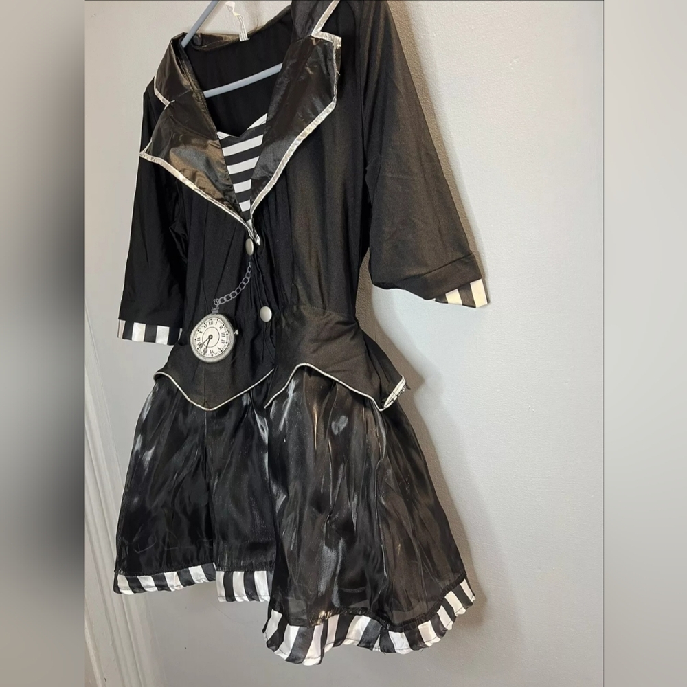 Dark Mad Hatter Women's costume - Picture 4 of 12